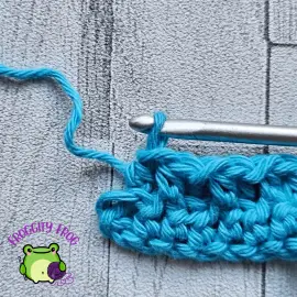 Ending row 3 of the Mixed Loops stitch