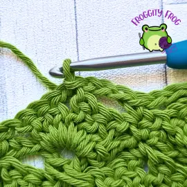 Finishing row of the Crossed Shells stitch