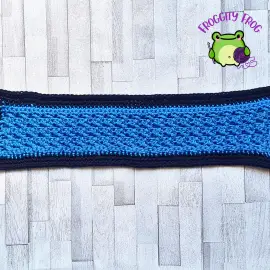 The Crossed Ripple piece with border